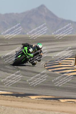 media/Oct-02-2025-Racers Edge (Thu) [[2c91cb6ab3]]/2-A Group/Session 5-Turn 12 (130pm)/